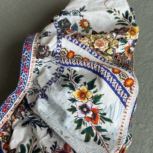 Deep V Frill Short Sleeve Top Cropped Shirt in "My Folk Art Heart" print - Picture 15 of 16